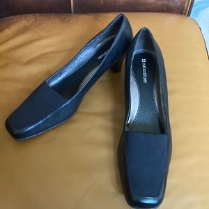 Naturalizer Black Leather Heels